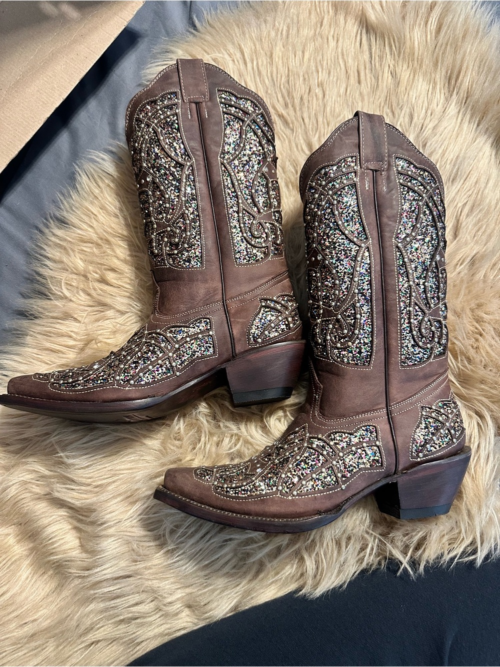 Brown Women's Glitter Embellished Western Boots
